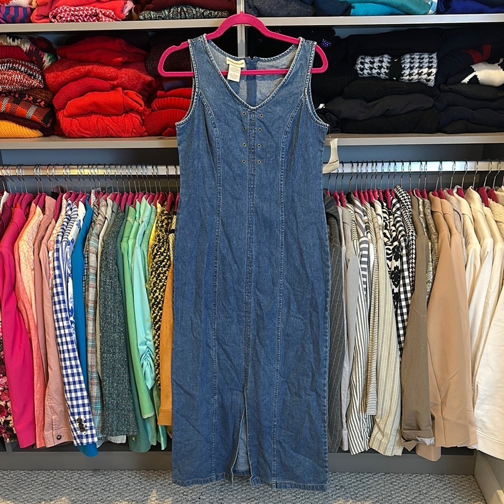 Expressions blue back zipper closure v neck front slit denim midi dress S NWT